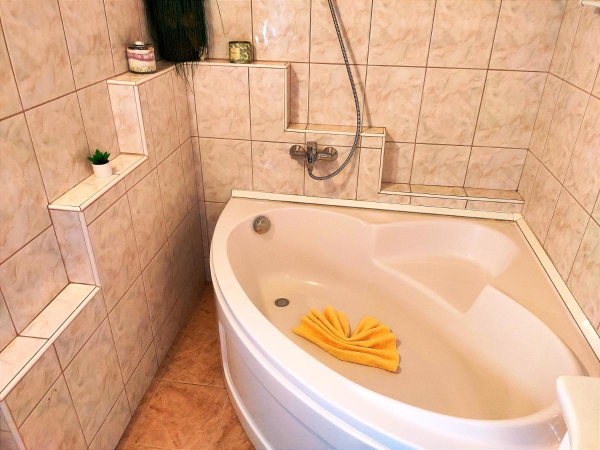 Szandra Vendeghaz Osku Bagian luar foto