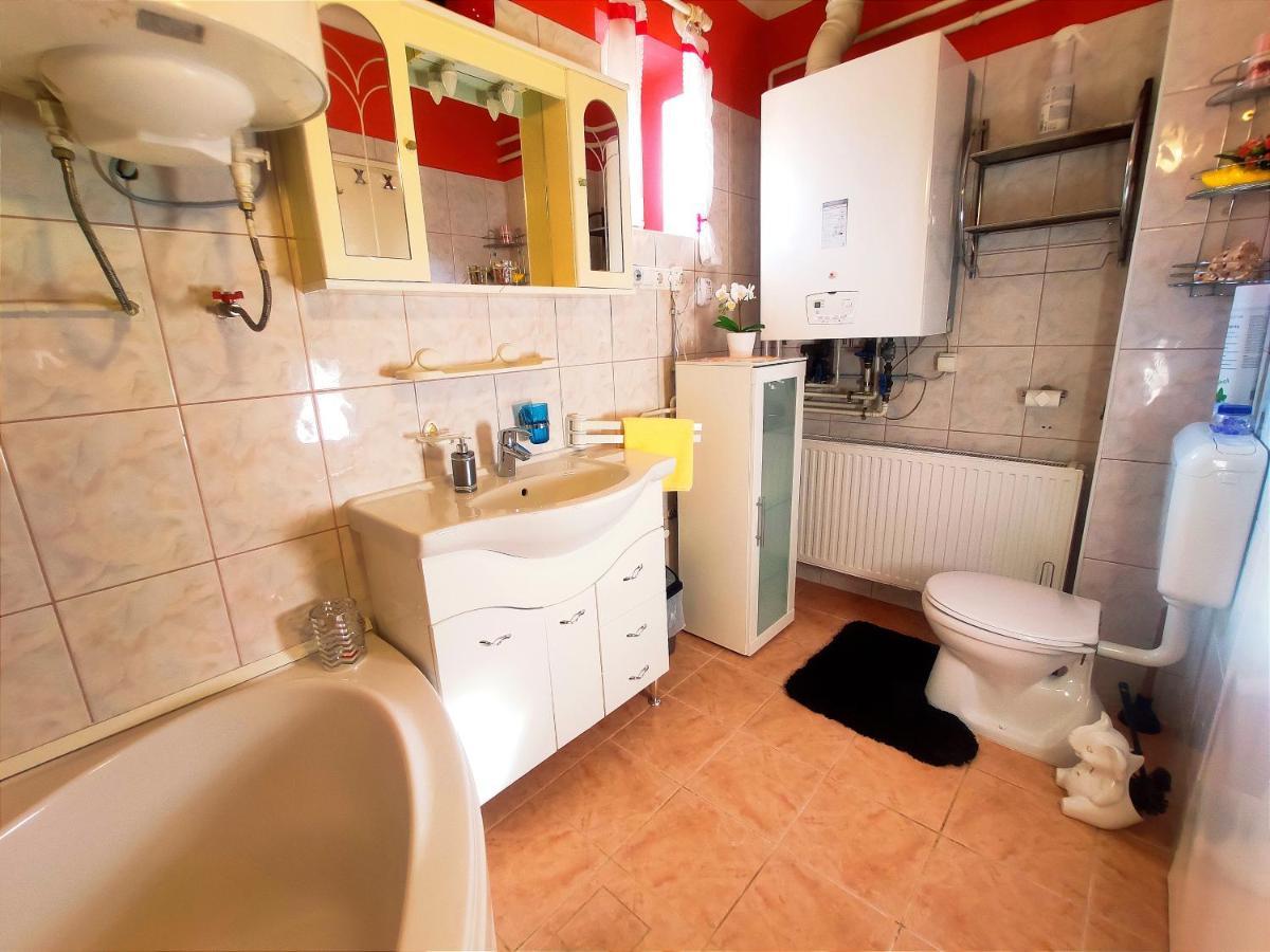 Szandra Vendeghaz Osku Bagian luar foto