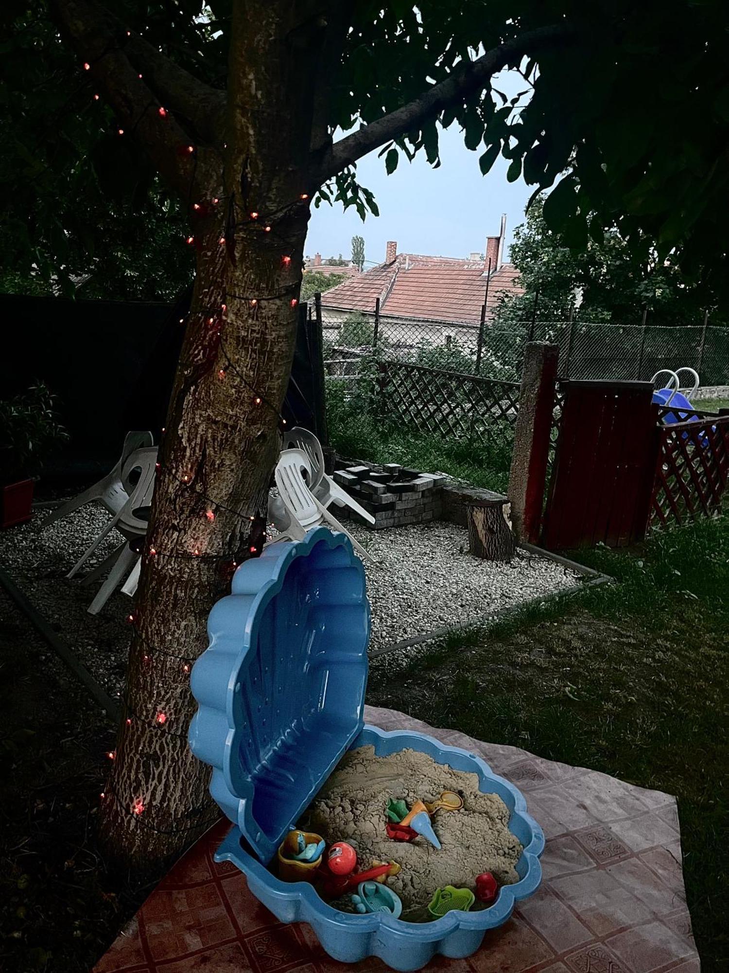 Szandra Vendeghaz Osku Bagian luar foto
